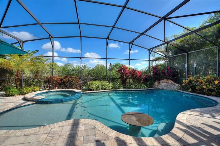 Image No.38-4 Bed House for sale