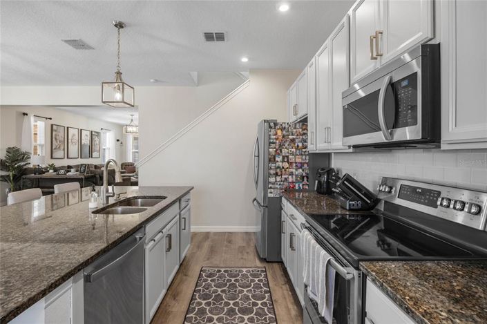 Image No.11-4 Bed Property for sale