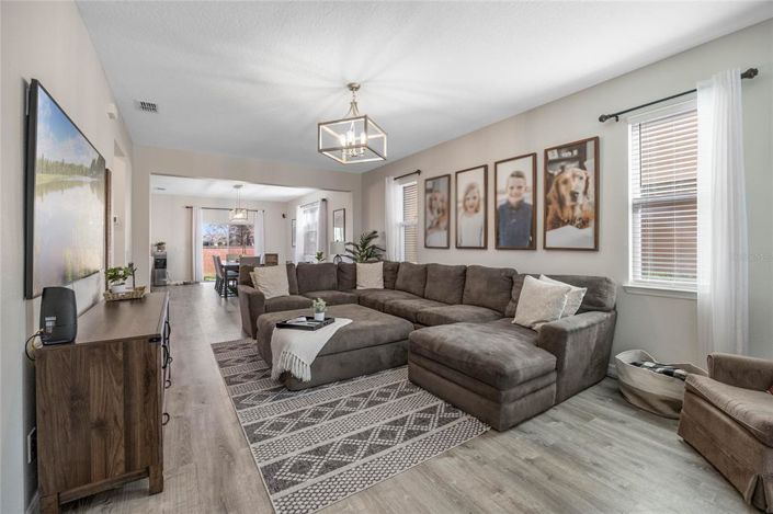 Image No.3-4 Bed Property for sale