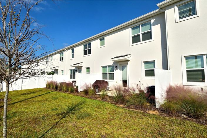 Image No.21-4 Bed Townhouse for sale