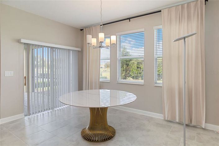 Image No.13-4 Bed House for sale