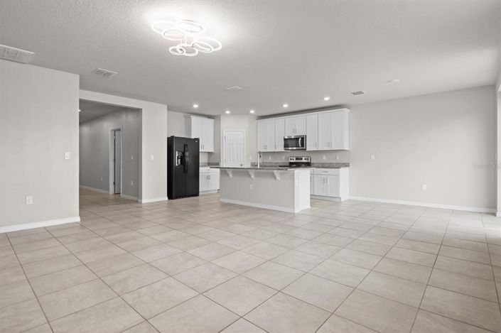 Image No.18-4 Bed House for sale