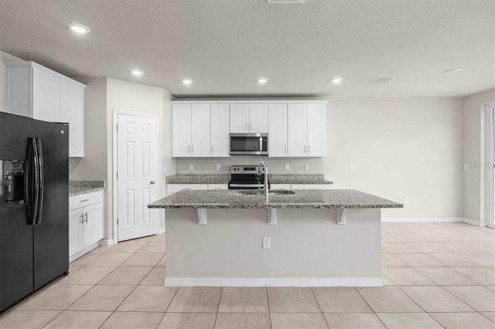 Image No.20-4 Bed House for sale