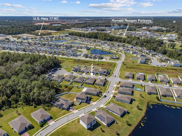 Image No.4-Propriété de 4 chambres à vendre à Davenport