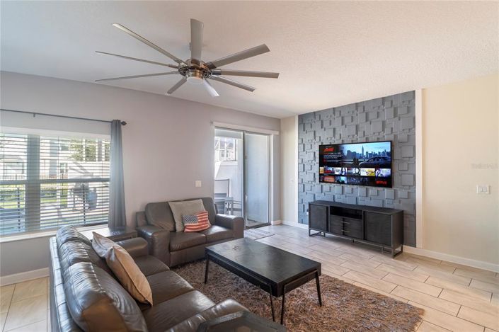 Image No.9-5 Bed Townhouse for sale