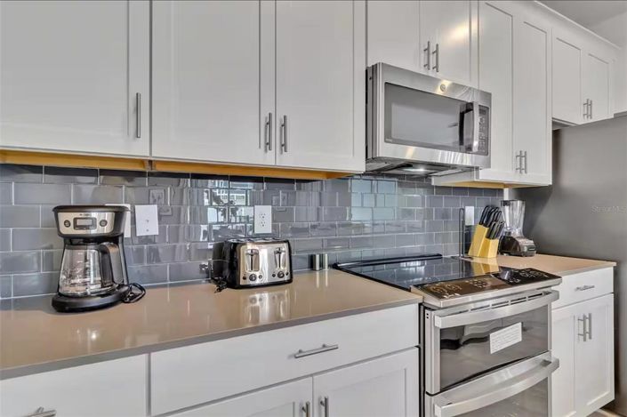 Image No.11-4 Bed Townhouse for sale