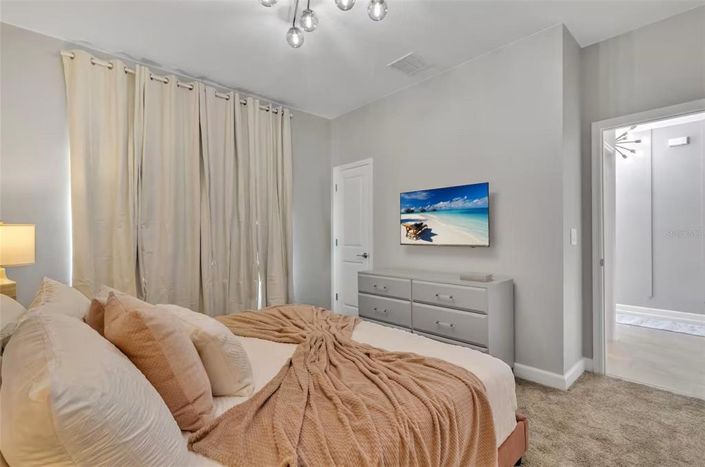 Image No.24-4 Bed Townhouse for sale