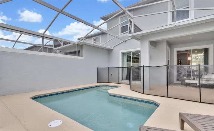 Image No.27-4 Bed Townhouse for sale