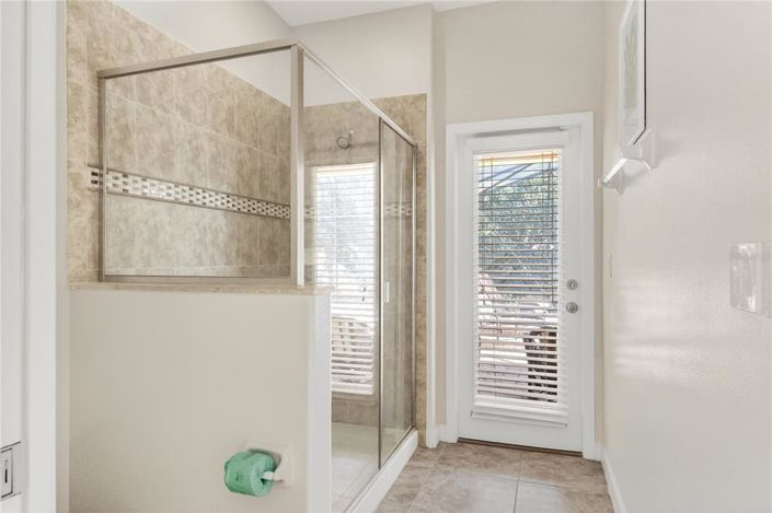 Image No.15-5 Bed House for sale