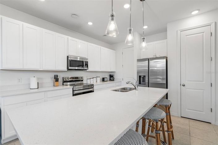 Image No.12-3 Bed Townhouse for sale