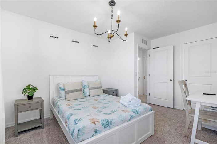 Image No.20-3 Bed Townhouse for sale