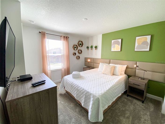 Image No.19-6 Bed Property for sale