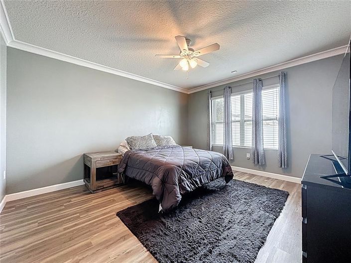 Image No.15-3 Bed House for sale