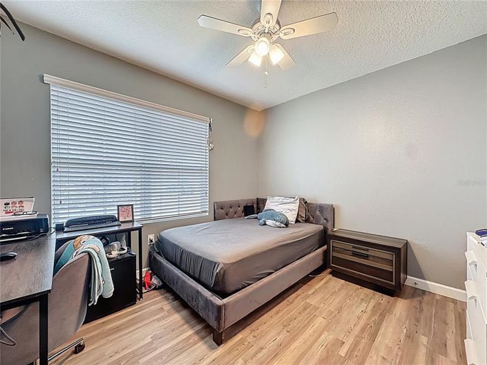 Image No.24-3 Bed House for sale