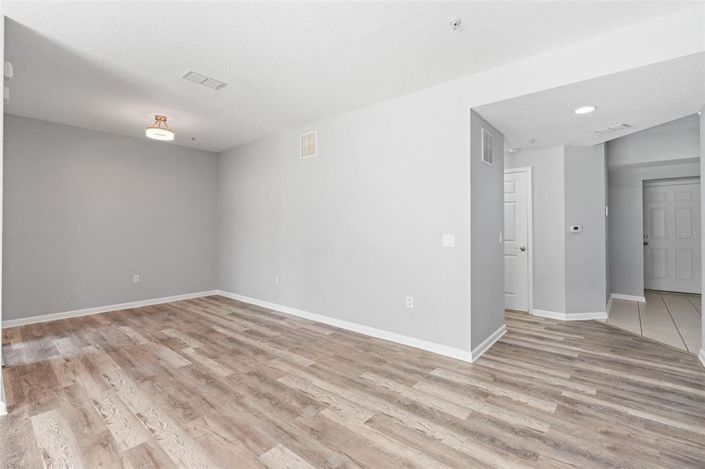 Image No.23-2 Bed Apartment for sale