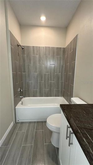 Image No.15-3 Bed Townhouse for sale