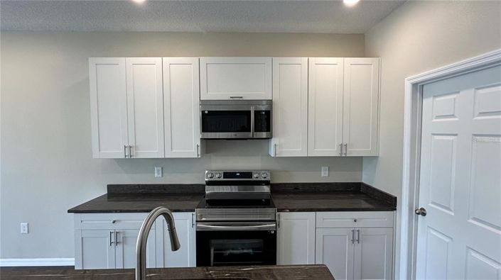 Image No.7-3 Bed Townhouse for sale