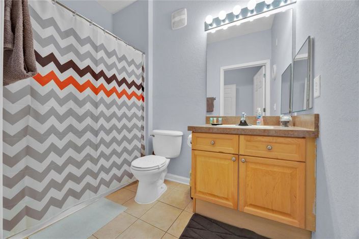 Image No.18-2 Bed Property for sale