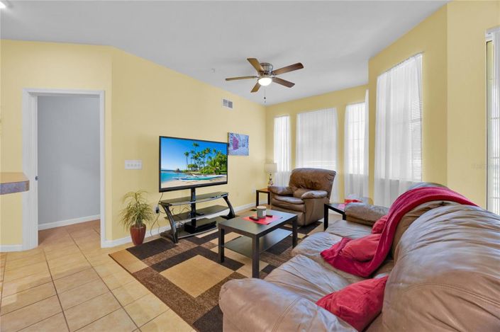 Image No.7-2 Bed Property for sale