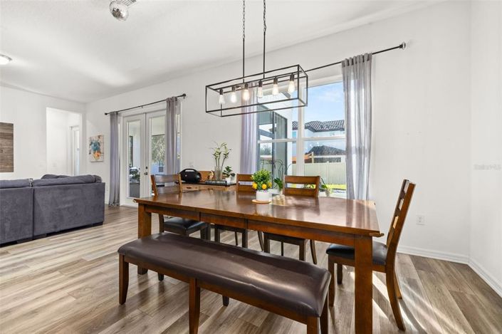 Image No.13-5 Bed House for sale