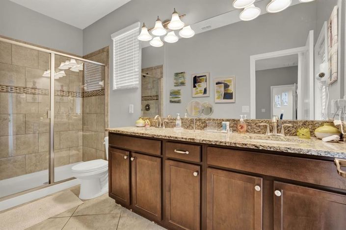 Image No.15-5 Bed House for sale