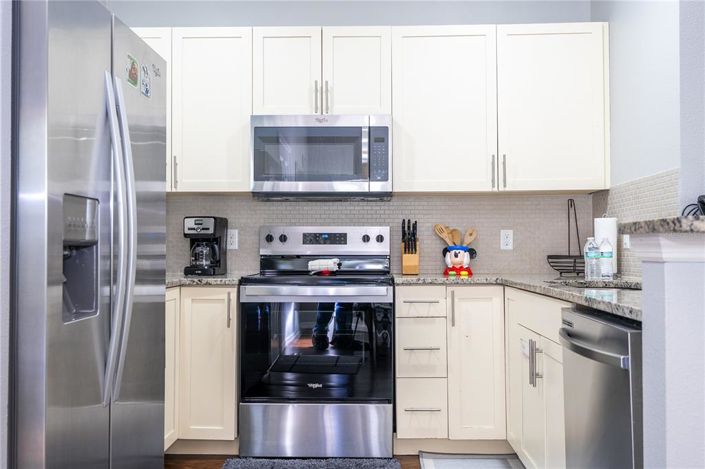 Image No.15-4 Bed Townhouse for sale