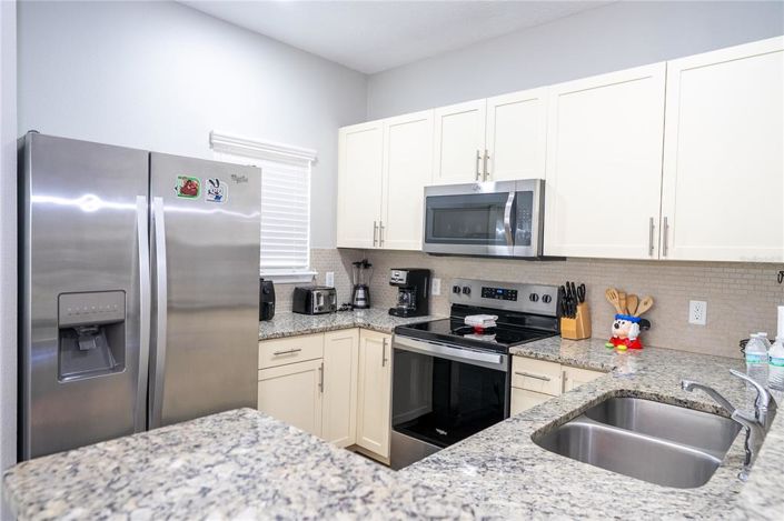 Image No.18-4 Bed Townhouse for sale