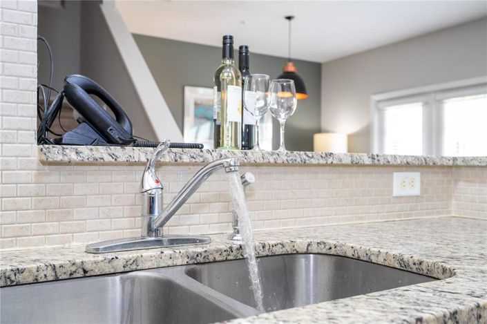 Image No.20-Maison de ville de 4 chambres à vendre à Saint John