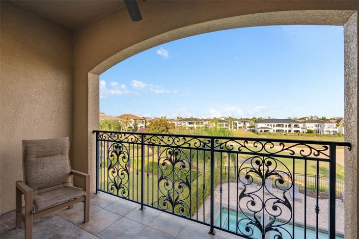 Image No.55-8 Bed House for sale