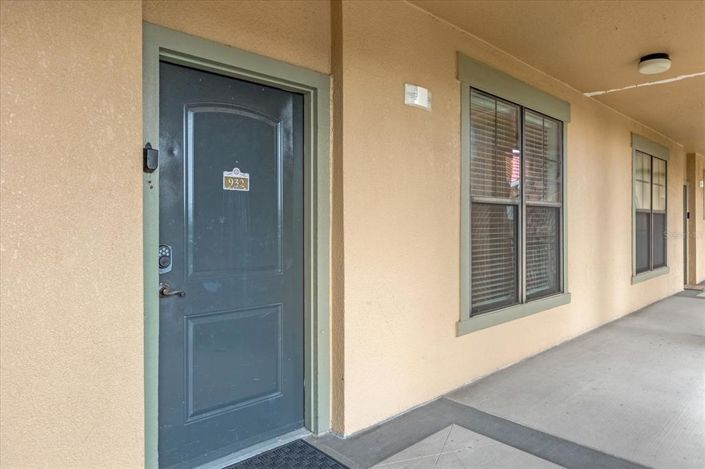 Image No.2-4 Bed Property for sale