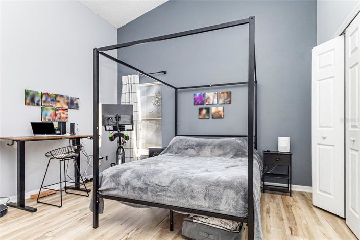 Image No.19-4 Bed House for sale