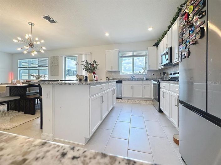 Image No.9-5 Bed Property for sale