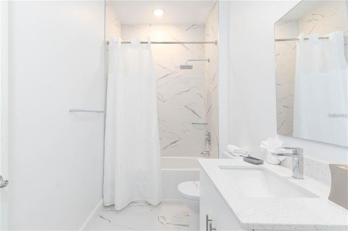 Image No.24-5 Bed Townhouse for sale