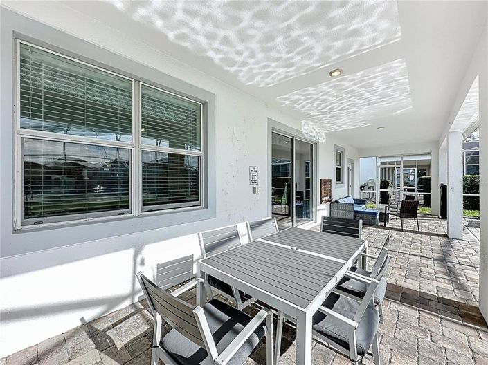 Image No.20-8 Bed House for sale