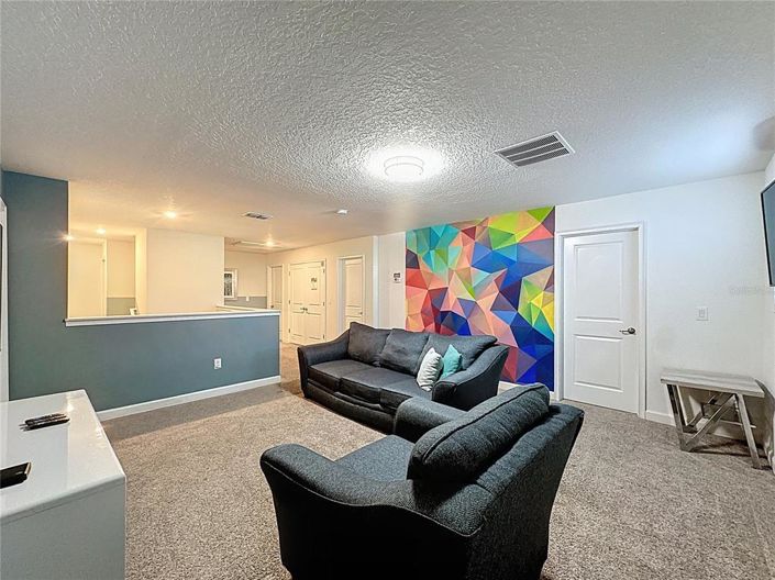 Image No.37-8 Bed Property for sale