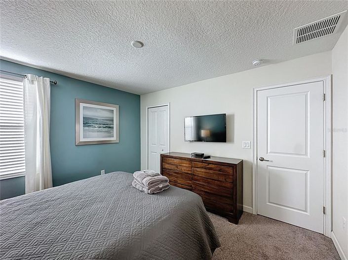 Image No.48-8 Bed Property for sale