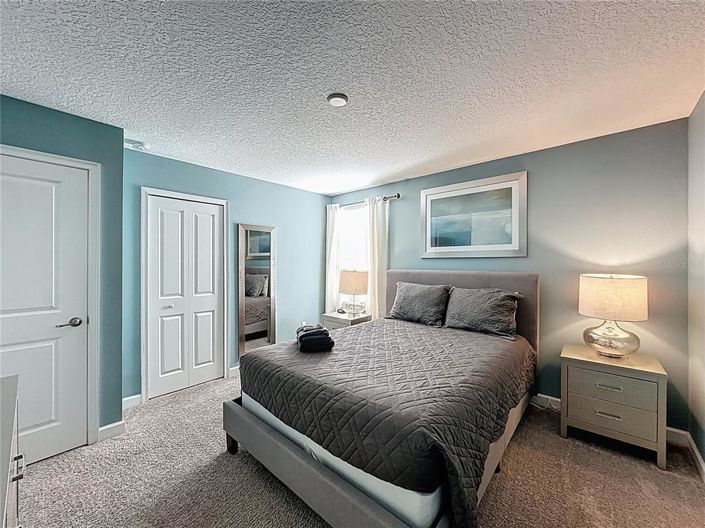 Image No.5-8 Bed Property for sale