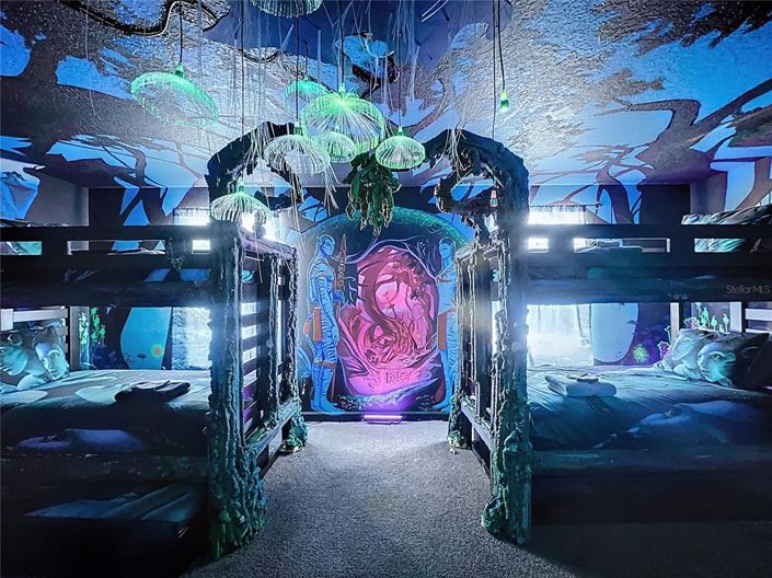 Image No.59-8 Bed Property for sale