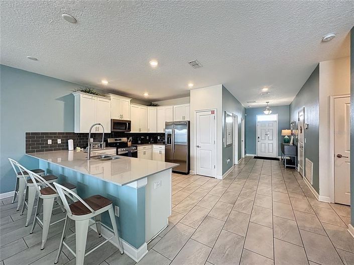 Image No.9-8 Bed House for sale