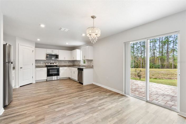 Image No.13-Propriété de 4 chambres à vendre à États-Unis