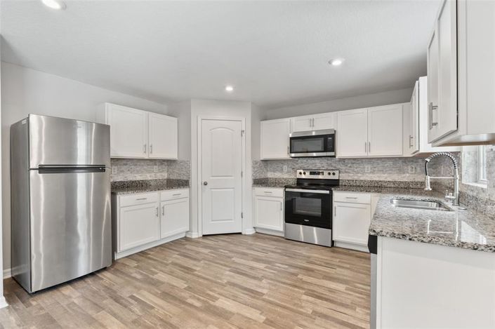 Image No.16-Propriété de 4 chambres à vendre à États-Unis