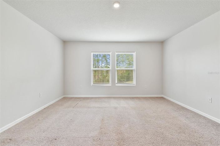 Image No.31-Propriété de 4 chambres à vendre à États-Unis