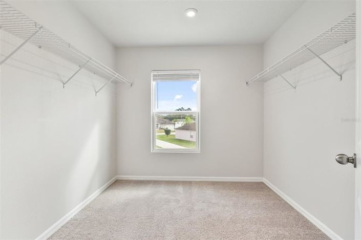 Image No.33-Propriété de 4 chambres à vendre à États-Unis