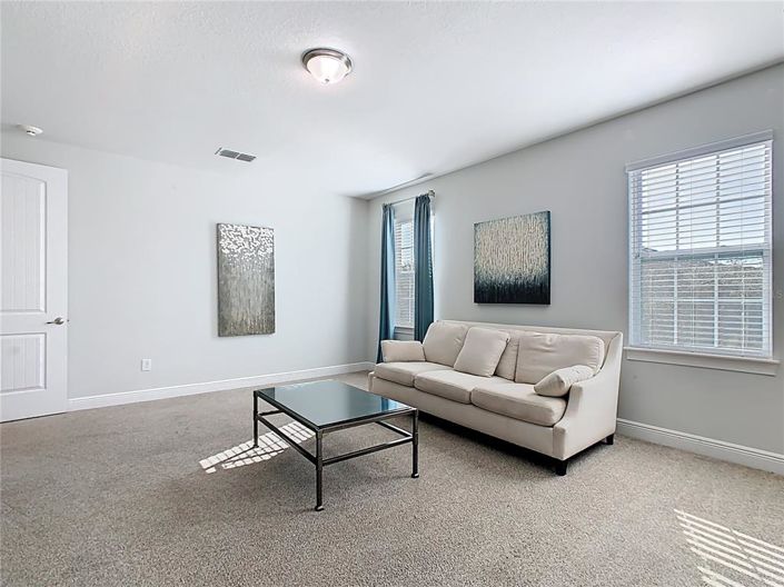 Image No.29-8 Bed Property for sale