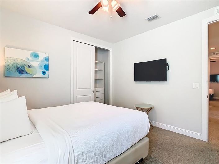 Image No.43-8 Bed House for sale