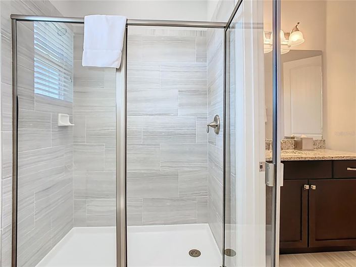 Image No.48-8 Bed House for sale