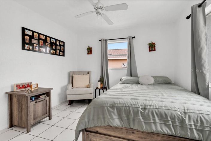 Image No.11-3 Bed Property for sale