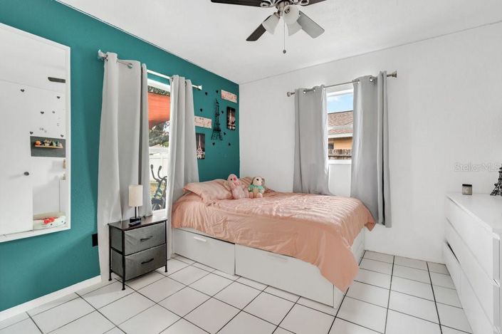 Image No.14-3 Bed Property for sale