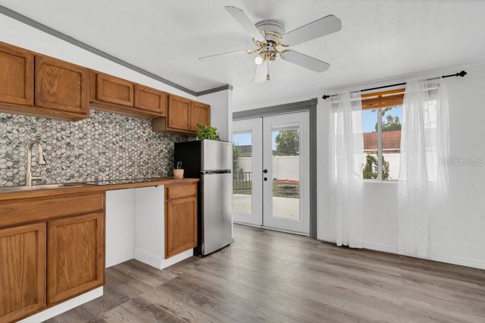 Image No.19-3 Bed Property for sale