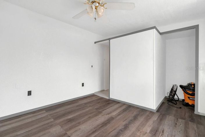 Image No.24-3 Bed Property for sale